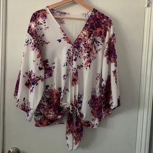 Floral blouse/ Size L